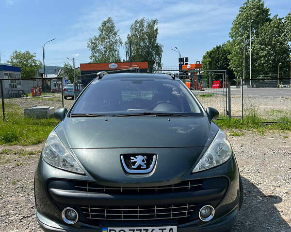Серый Пежо 207, объемом двигателя 1.6 л и пробегом 270 тыс. км за 4600 $, фото 4 на Automoto.ua