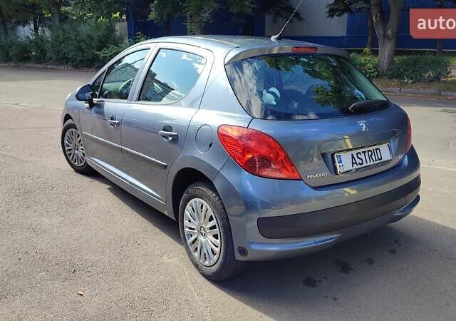 Серый Пежо 207, объемом двигателя 1.4 л и пробегом 166 тыс. км за 5400 $, фото 9 на Automoto.ua