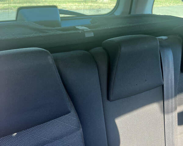 Сірий Пежо 207, об'ємом двигуна 1.6 л та пробігом 227 тис. км за 4800 $, фото 10 на Automoto.ua