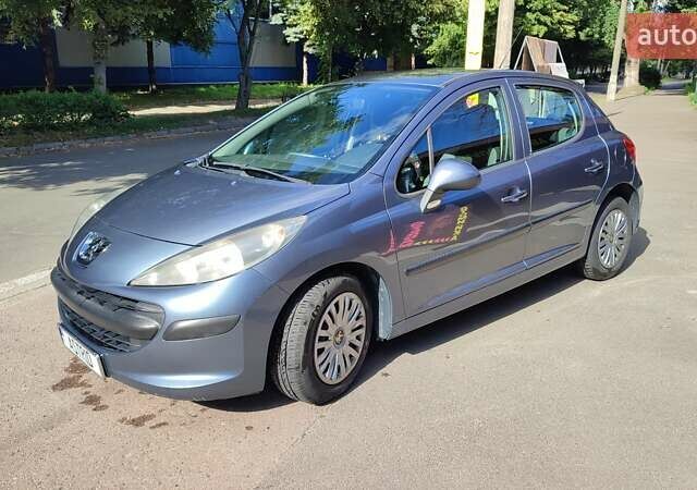 Серый Пежо 207, объемом двигателя 1.4 л и пробегом 166 тыс. км за 5400 $, фото 4 на Automoto.ua