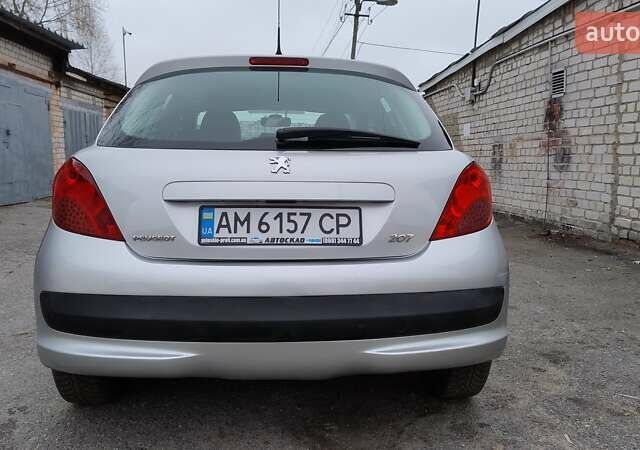 Серый Пежо 207, объемом двигателя 1.4 л и пробегом 145 тыс. км за 4444 $, фото 9 на Automoto.ua
