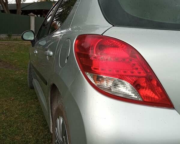 Пежо 207 2008 в Бродах на Automoto.ua Серый Пежо 207, объемом двигателя 1.56 л и пробегом 204 тыс. км за 4950 $, фото 8 на Automoto.ua