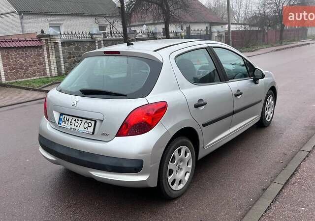 Серый Пежо 207, объемом двигателя 1.4 л и пробегом 154 тыс. км за 5500 $, фото 2 на Automoto.ua