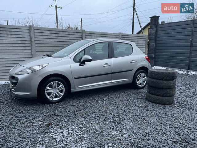 Серый Пежо 207, объемом двигателя 1.4 л и пробегом 200 тыс. км за 4199 $, фото 9 на Automoto.ua