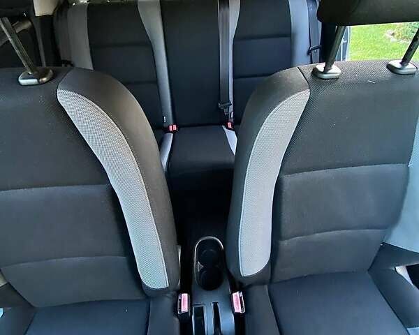 Пежо 207 2009 в Черткове на Automoto.ua Серый Пежо 207, объемом двигателя 1.56 л и пробегом 218 тыс. км за 5400 $, фото 9 на Automoto.ua