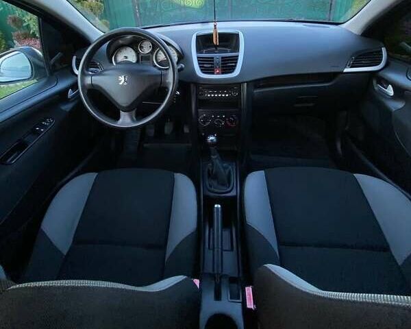Пежо 207 2009 в Черткове на Automoto.ua Серый Пежо 207, объемом двигателя 1.56 л и пробегом 218 тыс. км за 5400 $, фото 6 на Automoto.ua