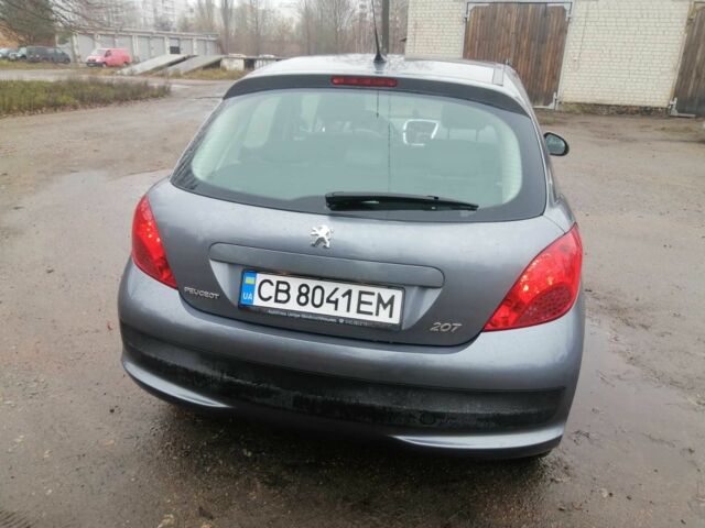 Серый Пежо 207, объемом двигателя 1.4 л и пробегом 107 тыс. км за 7100 $, фото 4 на Automoto.ua