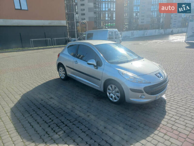 Пежо 207 2009 в Ивано-Франковске на Automoto.ua Серый Пежо 207, объемом двигателя 1.36 л и пробегом 154 тыс. км за 4500 $, фото 1 на Automoto.ua