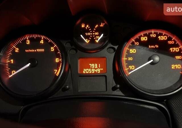 Серый Пежо 207, объемом двигателя 1.4 л и пробегом 210 тыс. км за 5000 $, фото 9 на Automoto.ua