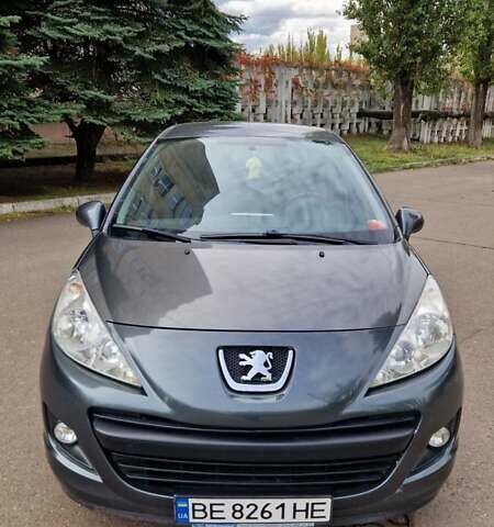 Сірий Пежо 207, об'ємом двигуна 1.36 л та пробігом 70 тис. км за 4600 $, фото 3 на Automoto.ua