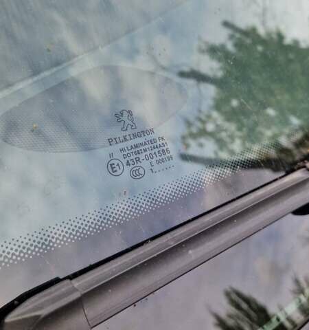 Сірий Пежо 207, об'ємом двигуна 1.36 л та пробігом 70 тис. км за 4600 $, фото 1 на Automoto.ua