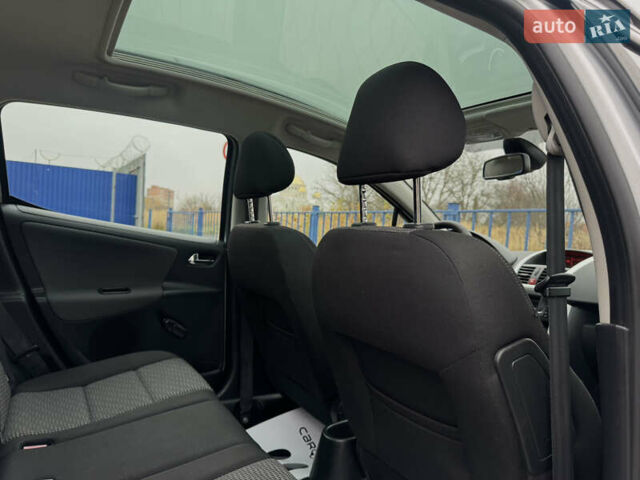 Серый Пежо 207, объемом двигателя 1.6 л и пробегом 119 тыс. км за 6500 $, фото 68 на Automoto.ua