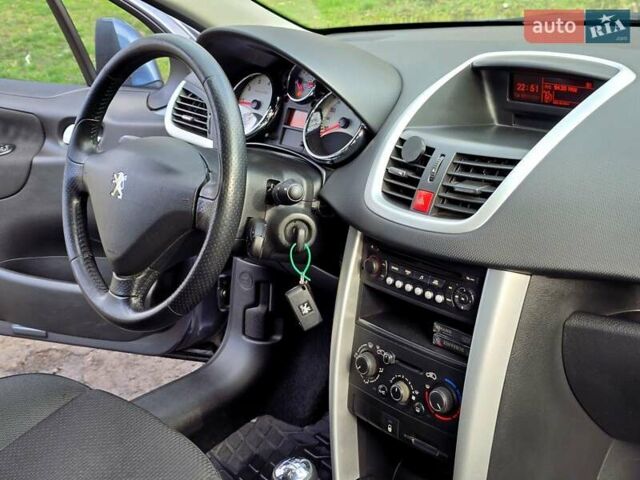 Серый Пежо 207, объемом двигателя 1.36 л и пробегом 98 тыс. км за 4000 $, фото 24 на Automoto.ua