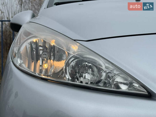 Серый Пежо 207, объемом двигателя 1.6 л и пробегом 119 тыс. км за 6500 $, фото 11 на Automoto.ua