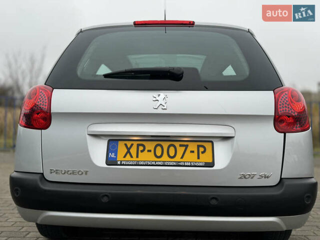 Серый Пежо 207, объемом двигателя 1.6 л и пробегом 119 тыс. км за 6500 $, фото 30 на Automoto.ua