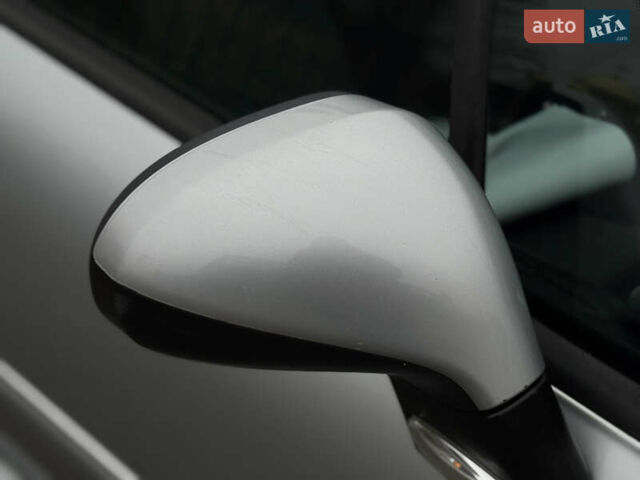 Серый Пежо 207, объемом двигателя 1.6 л и пробегом 119 тыс. км за 6500 $, фото 17 на Automoto.ua