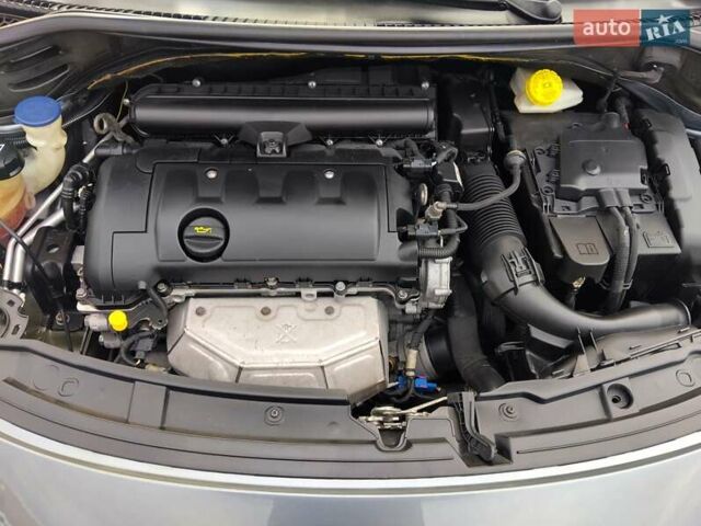 Серый Пежо 207, объемом двигателя 1.6 л и пробегом 220 тыс. км за 7300 $, фото 32 на Automoto.ua