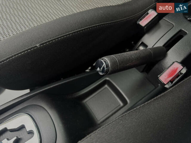 Серый Пежо 207, объемом двигателя 1.6 л и пробегом 119 тыс. км за 6500 $, фото 53 на Automoto.ua