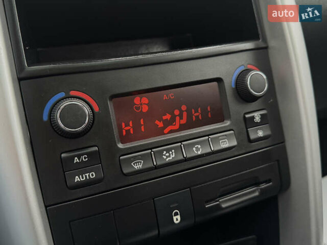 Серый Пежо 207, объемом двигателя 1.6 л и пробегом 119 тыс. км за 6500 $, фото 49 на Automoto.ua