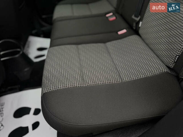 Серый Пежо 207, объемом двигателя 1.6 л и пробегом 119 тыс. км за 6500 $, фото 75 на Automoto.ua