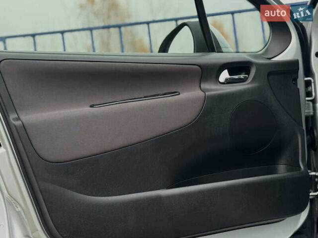 Серый Пежо 207, объемом двигателя 1.6 л и пробегом 119 тыс. км за 6500 $, фото 36 на Automoto.ua