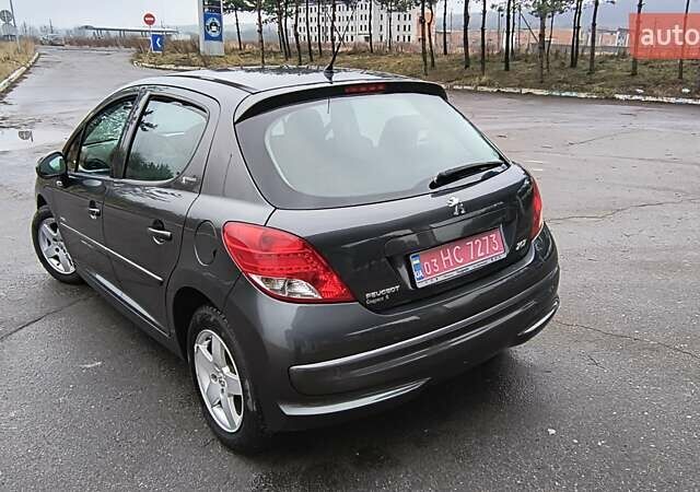 Сірий Пежо 207, об'ємом двигуна 1.4 л та пробігом 175 тис. км за 5699 $, фото 16 на Automoto.ua