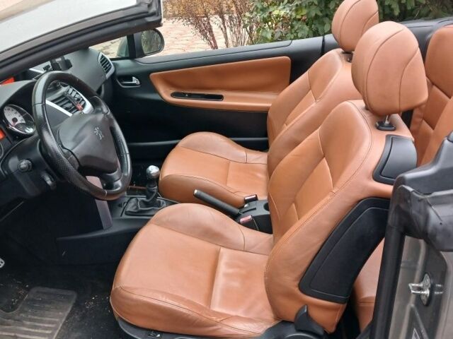 Сірий Пежо 207, об'ємом двигуна 0 л та пробігом 185 тис. км за 5500 $, фото 7 на Automoto.ua