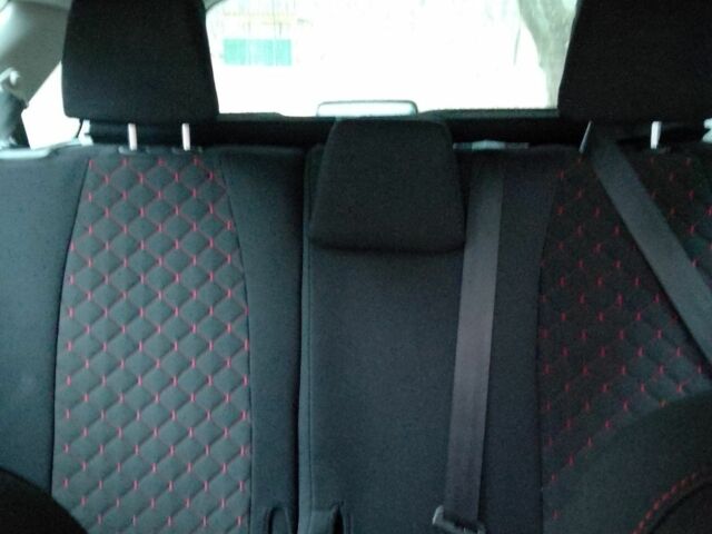 Серый Пежо 207, объемом двигателя 1.6 л и пробегом 207 тыс. км за 3800 $, фото 10 на Automoto.ua