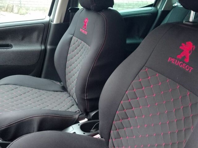 Серый Пежо 207, объемом двигателя 1.6 л и пробегом 207 тыс. км за 3800 $, фото 7 на Automoto.ua