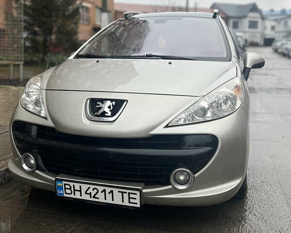 Сірий Пежо 207, об'ємом двигуна 1.6 л та пробігом 147 тис. км за 6000 $, фото 6 на Automoto.ua