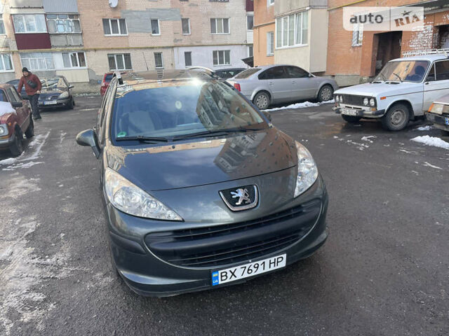 Сірий Пежо 207, об'ємом двигуна 1.4 л та пробігом 141 тис. км за 5600 $, фото 6 на Automoto.ua