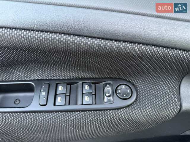 Сірий Пежо 207, об'ємом двигуна 0 л та пробігом 193 тис. км за 4950 $, фото 22 на Automoto.ua