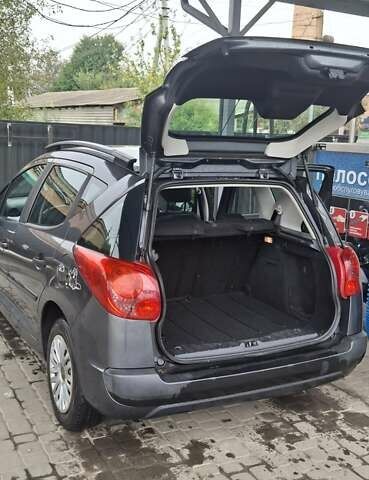 Серый Пежо 207, объемом двигателя 1.4 л и пробегом 203 тыс. км за 4100 $, фото 8 на Automoto.ua