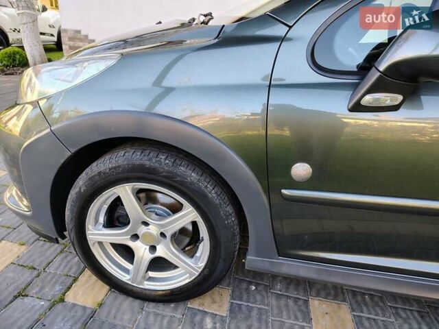 Серый Пежо 207, объемом двигателя 1.6 л и пробегом 272 тыс. км за 4700 $, фото 61 на Automoto.ua