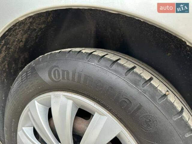 Сірий Пежо 207, об'ємом двигуна 1.4 л та пробігом 225 тис. км за 4450 $, фото 24 на Automoto.ua