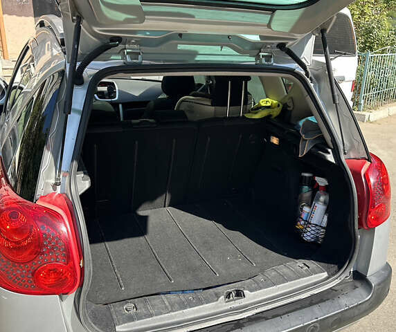 Сірий Пежо 207, об'ємом двигуна 1.6 л та пробігом 230 тис. км за 4700 $, фото 6 на Automoto.ua