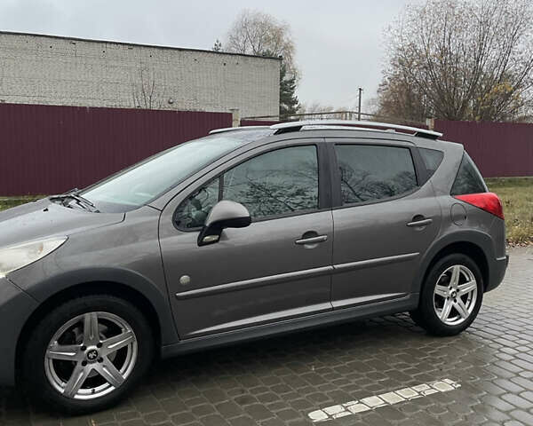 Серый Пежо 207, объемом двигателя 1.6 л и пробегом 423 тыс. км за 5200 $, фото 3 на Automoto.ua