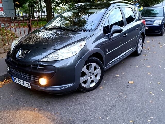 Сірий Пежо 207, об'ємом двигуна 1.6 л та пробігом 160 тис. км за 5250 $, фото 3 на Automoto.ua