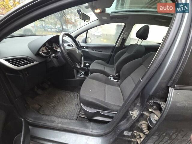 Серый Пежо 207, объемом двигателя 1.6 л и пробегом 191 тыс. км за 5500 $, фото 18 на Automoto.ua