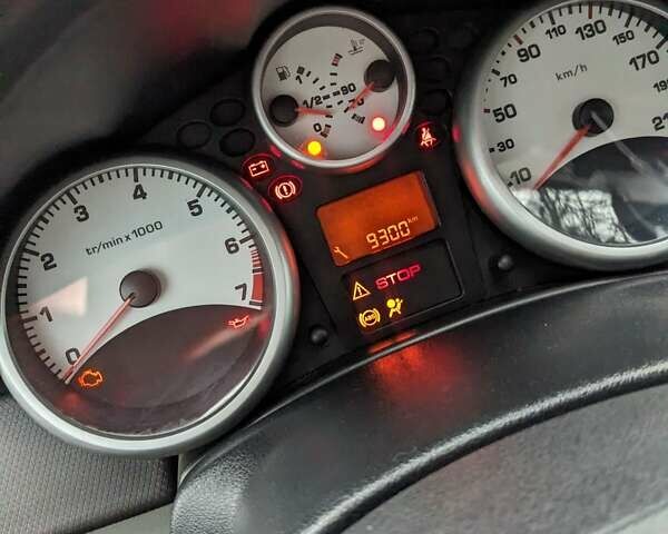Серый Пежо 207, объемом двигателя 1.4 л и пробегом 204 тыс. км за 5400 $, фото 7 на Automoto.ua