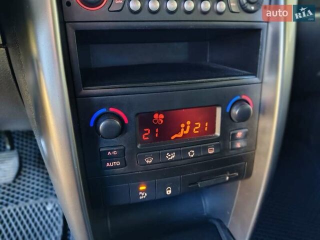 Серый Пежо 207, объемом двигателя 1.6 л и пробегом 272 тыс. км за 4700 $, фото 31 на Automoto.ua