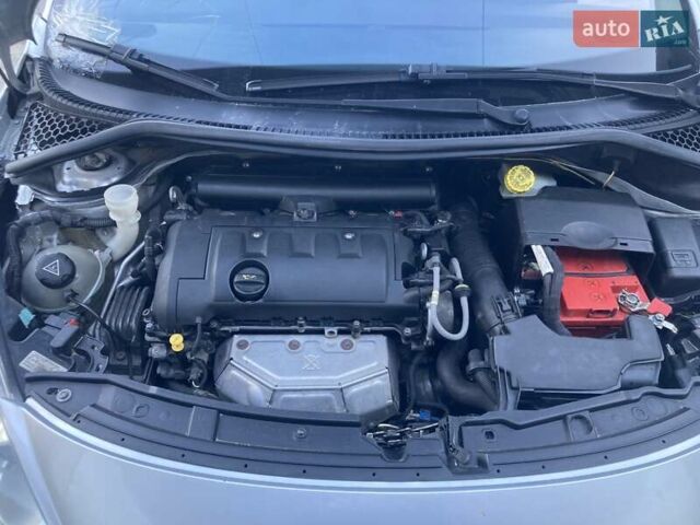 Пежо 207 2008 у Львові на Automoto.ua Сірий Пежо 207, об'ємом двигуна 1.6 л та пробігом 230 тис. км за 4400 $, фото 5 на Automoto.ua