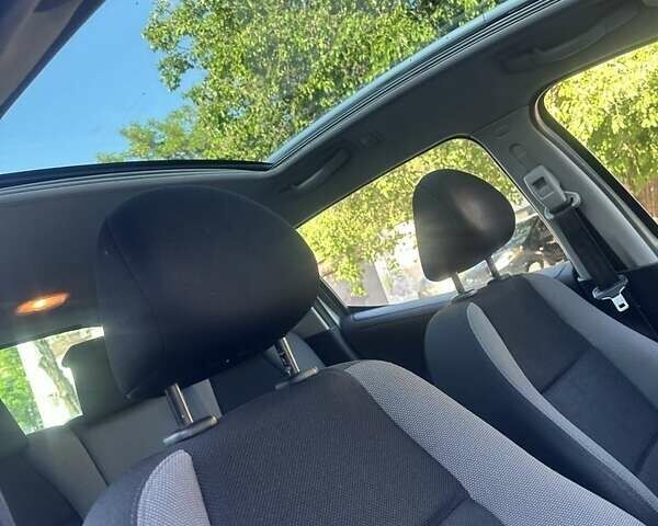 Серый Пежо 207, объемом двигателя 1.4 л и пробегом 205 тыс. км за 3500 $, фото 4 на Automoto.ua