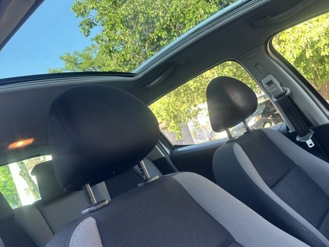 Серый Пежо 207, объемом двигателя 1.4 л и пробегом 205 тыс. км за 3500 $, фото 5 на Automoto.ua