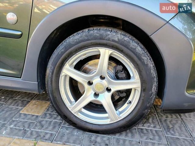 Серый Пежо 207, объемом двигателя 1.6 л и пробегом 271 тыс. км за 4150 $, фото 25 на Automoto.ua