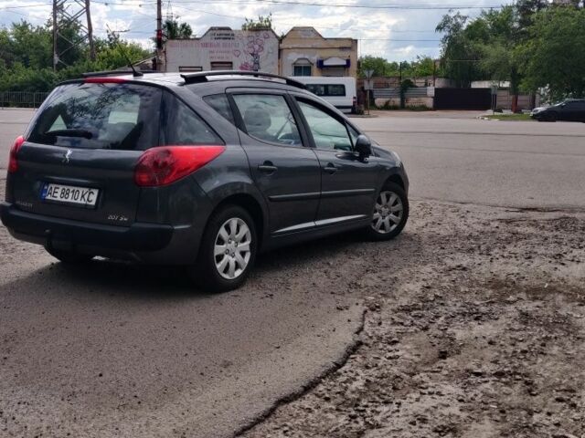 Сірий Пежо 207, об'ємом двигуна 0.14 л та пробігом 199 тис. км за 5250 $, фото 6 на Automoto.ua