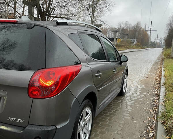 Серый Пежо 207, объемом двигателя 1.6 л и пробегом 423 тыс. км за 5200 $, фото 8 на Automoto.ua