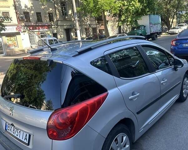 Серый Пежо 207, объемом двигателя 1.4 л и пробегом 205 тыс. км за 3500 $, фото 3 на Automoto.ua