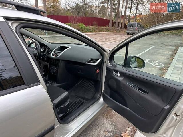 Сірий Пежо 207, об'ємом двигуна 1.4 л та пробігом 225 тис. км за 4450 $, фото 22 на Automoto.ua