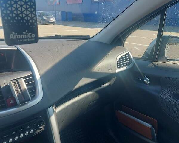 Сірий Пежо 207, об'ємом двигуна 1.4 л та пробігом 232 тис. км за 3800 $, фото 30 на Automoto.ua